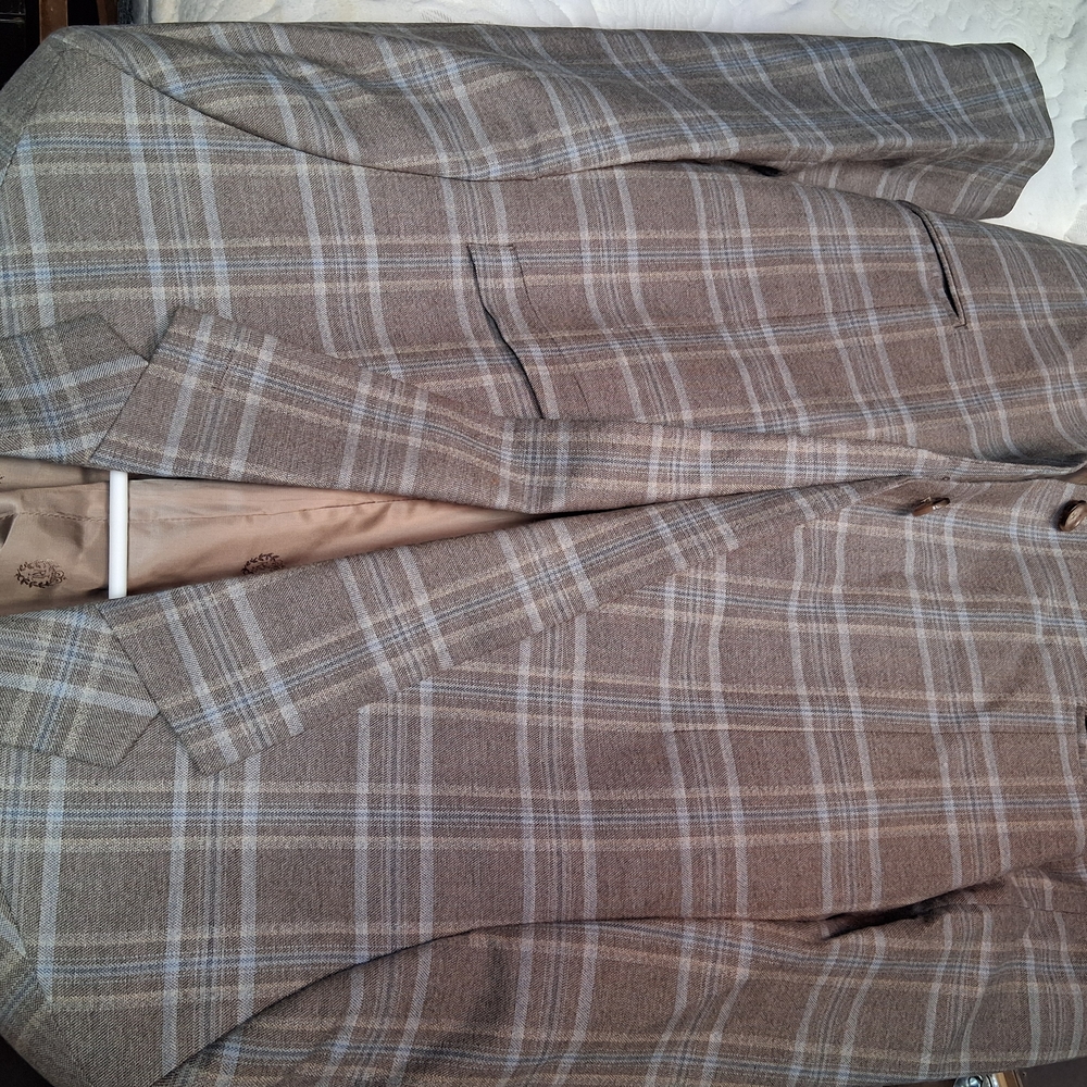 Ralph Lauren Gray and Tan Sport Coat with Classic Windowpane Design